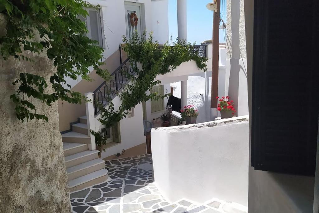 Naxion Esti - Διαμονή στην Παλιά Χώρα της Νάξου Βίλα Naxos City Εξωτερικό φωτογραφία
